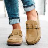 Mocassins ortopédicos femininos com fivela decorativa