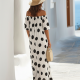 Vestido com Padrão de Bolinhas Preto e Branco em Estilo Resort