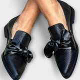 Cláudia - Loafers com Laço Decorativo