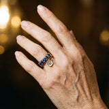 Anel antigo em ouro e cristal azul
