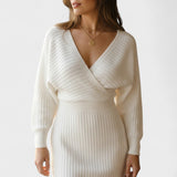 Klara™ | Vestido Elegante de Envelope com Decote em V
