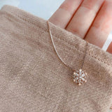 Colar Krystal com Flocos de Neve Brilhantes em Ouro e Prata