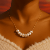 Olivia | Colar de Pérolas com Borda Dourada