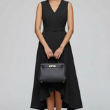 Zofia - Vestido Elegante com Decote Redondo