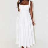 Nelia | Vestido com decote quadrado