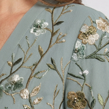 Evadne | Vestido Maxi Bordado com Decote em V