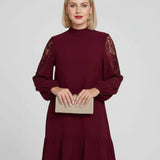 Hanna - Vestido Midi com Renda