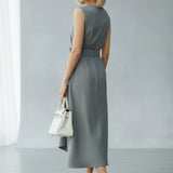 Zofia - Vestido Elegante com Decote Redondo